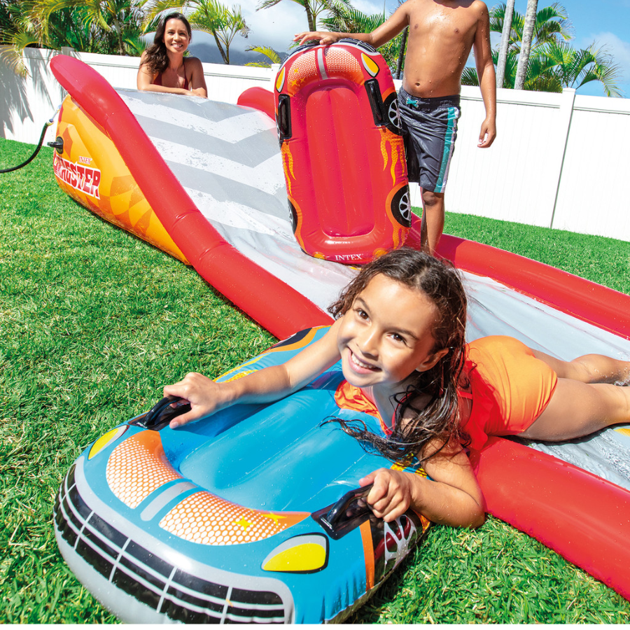 Escorregador Inflável de Verão + 2 Pranchas de brinde!