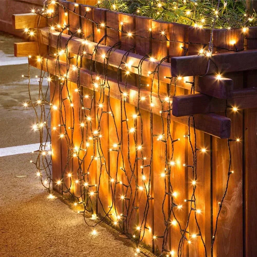 Luzes de Fadas Natalinas IP65 - Encanto e Magia em 50m